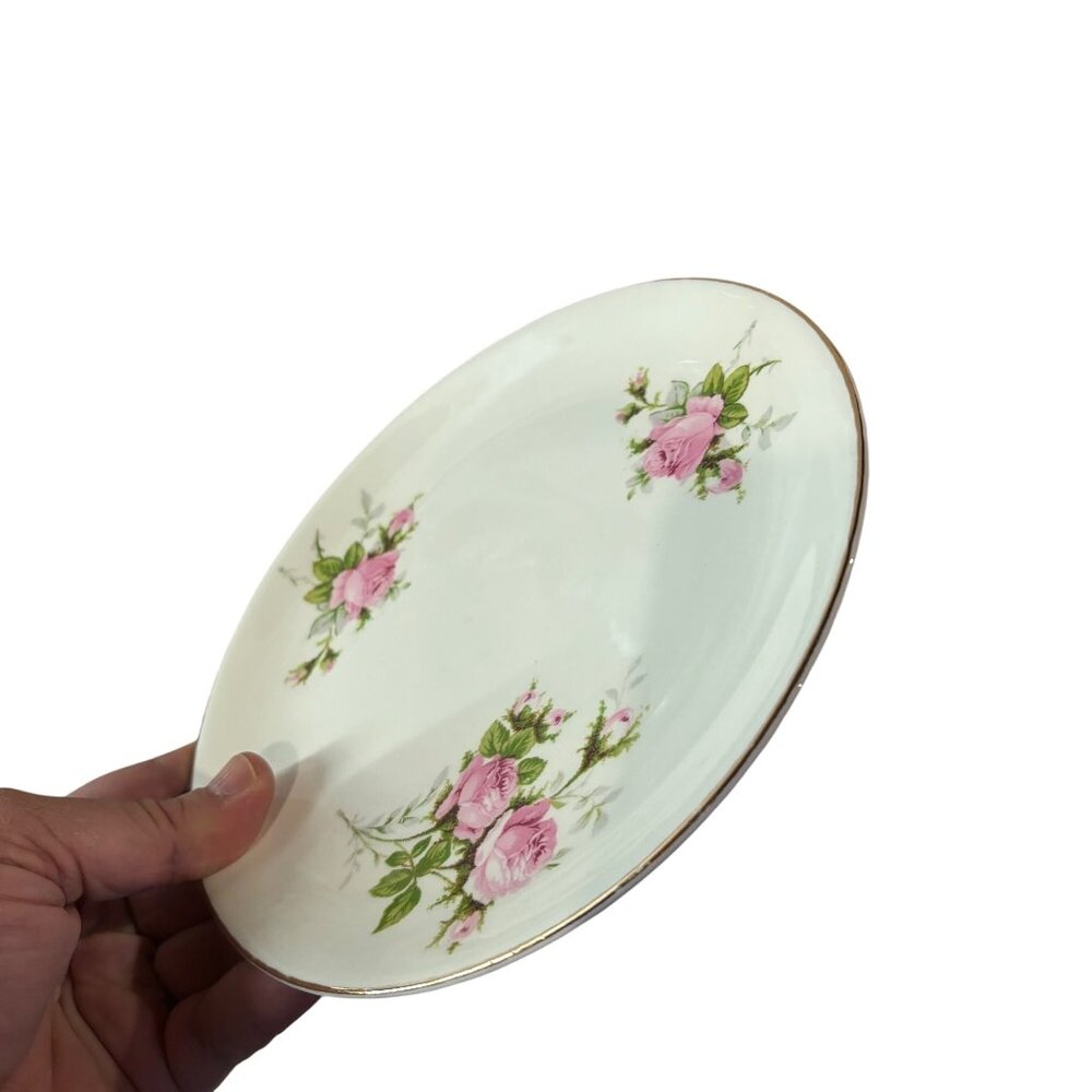 Royal Wilton Vintage China Plate 22K Gold Trim 7.5 Inch Floral Design